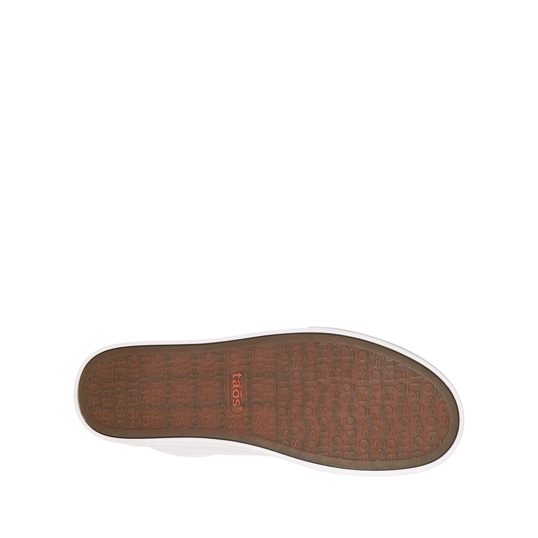 Outsole image of Heart and Soul Lux sneaker with lacesand removable footbed with rubber outsole