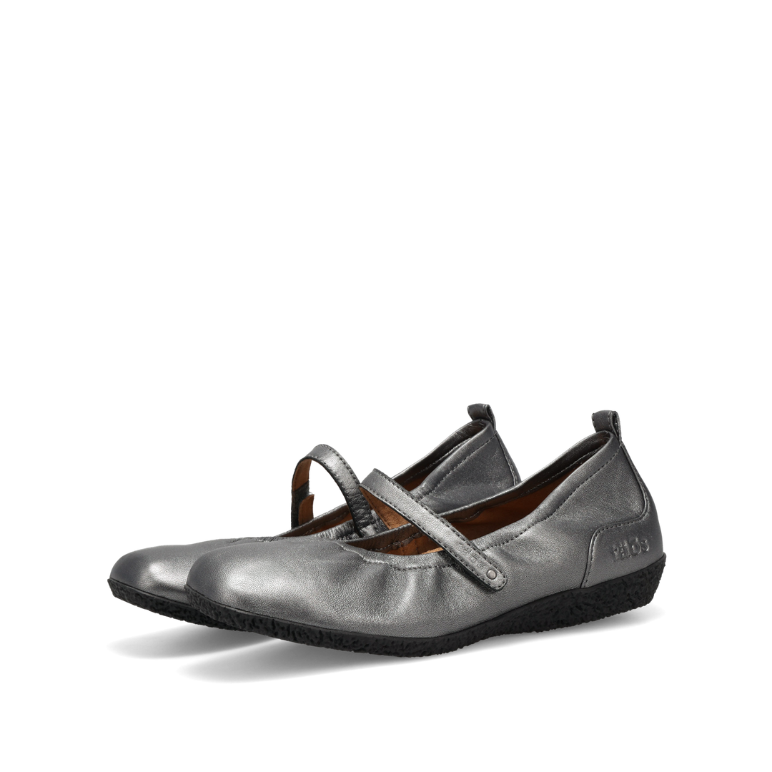 Pair Image of Foremost Stone Suede 40