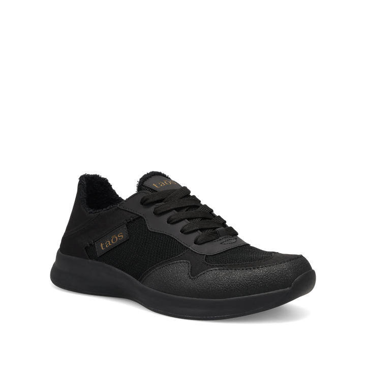 Hero Image of Direction Black/Black 6