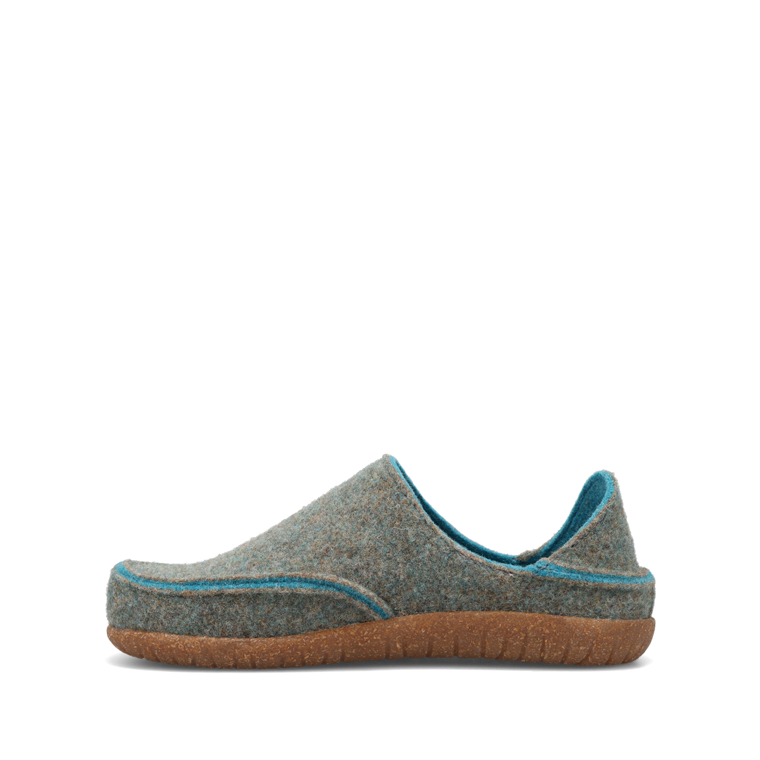 Instep Image of Foremost Stone Suede 40